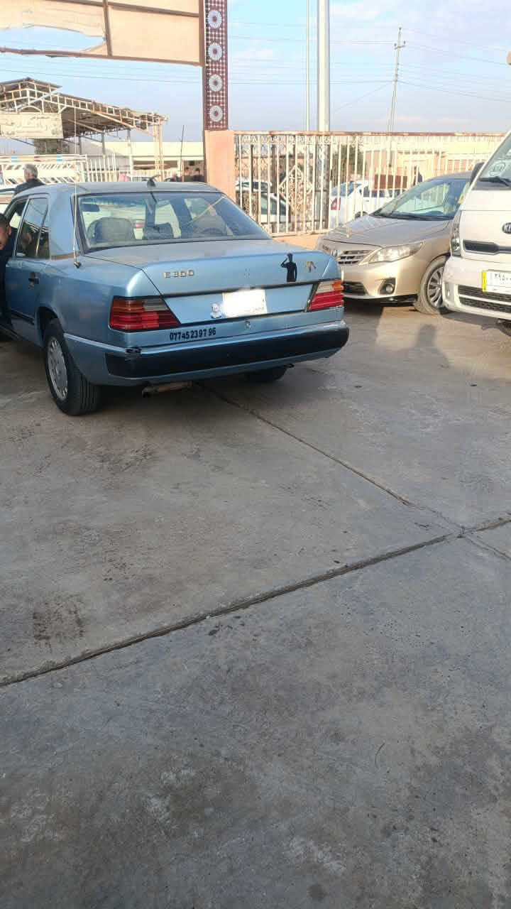 مرسيد دب كير ومحرك بطه سياره جاهزه كهربائيات شغاله سعر 20وبيها مجال ‪0772 331 8028‬
