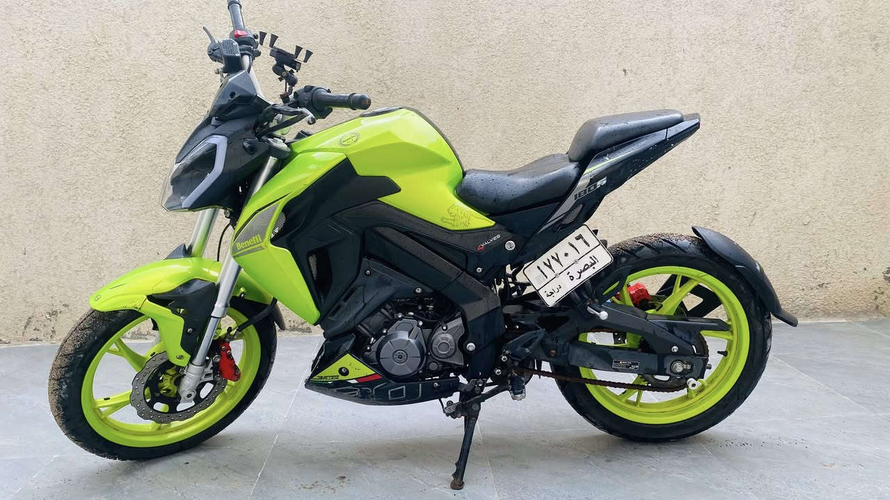 بنلي 250 cc
الدراجة كلش جديدة استخدام قليل
السنويه تنتهي 2027 
البصره / كرمه علي
السعر 
مليونين و 600
***********
