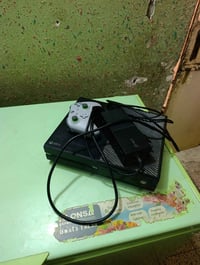 لبيع معه يده ١وقرص بيس 2019 هاذه رقمي 07782312109 السعر 150وبي مجال