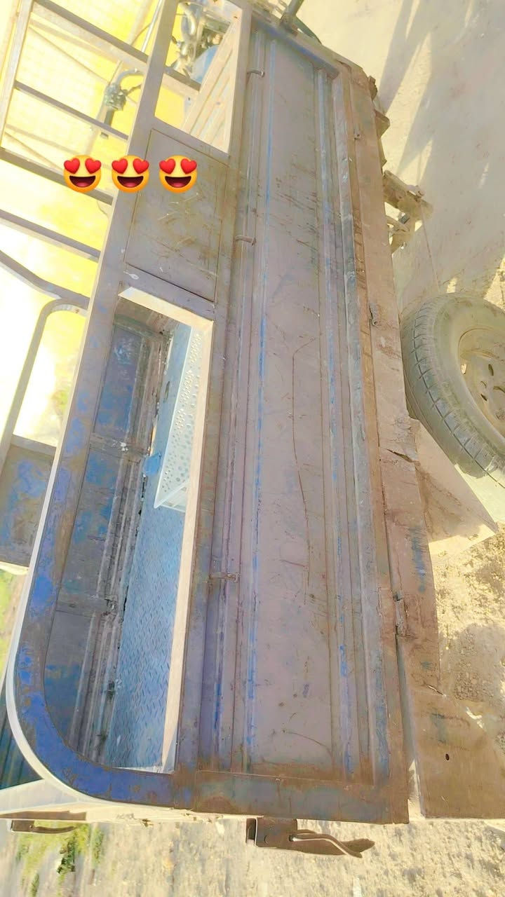 سلام عليكم ستوتة كلك بس مكاتبة عن لحلال ولحرام راحن اوراقهة سعر 650 بيهة مجال حك جية التصال الرقم ***********
