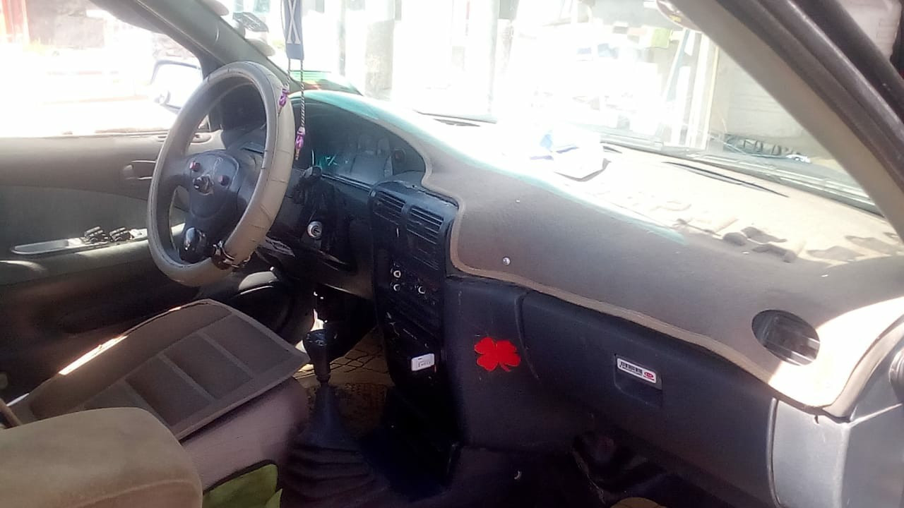 سيفيا جاهزه موديل 94 مشروع وطني ورقم نجف وباسمي حداديه جديدة وطقم تايرات جدد وكهربائيات شغاله وتبريد جاهز ومنظومه جديدة واواكس وسماعات جدد وارضيه ودوشمة جديدة وباتري جديد وبسعر بلاش 29 ورقه ومجالهه كلش قليل ...مكاني ناصريه .. هاتف ***********
