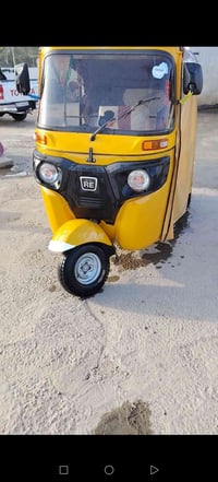 تكتك للبيع 21 السعر 6و800 رقم انكليزي التواصل فقط على الهاتف 078333792...