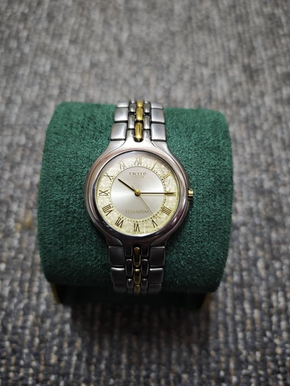 سلام علیكم. 
ساعه ستزن تیتانیوم یابانی اصلی للبیع. قطر 33 قشطه سلیم. باتری مكینه 7 احجار. قطعه جدا جمیله و نازكه. نضیف و شغال مضبوط. سعر 75 الف.


**إذا كنت صاحب هذا الإعلان وتريد حذفه لأي سبب، رجاءا أرسل رسالة إلى الدعم الفني**