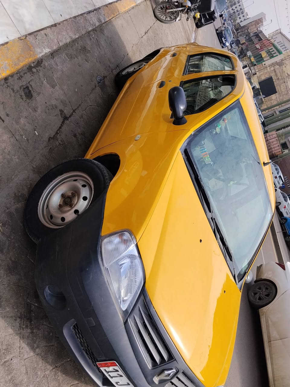 رينو 2009 مصبوغة عام بدون حادث
كير محرك  خير من الله 

تدفئة وتبريد منضومة جديدية صدر جديد

فوايش جديدة 

رولات جديدة

 غرفة جديدة

 سيارة جديدة خير من الله 

السعر 35 بيهة مجال 

العنوان مدينة الصدر قطاع 73
هاتف ***********
