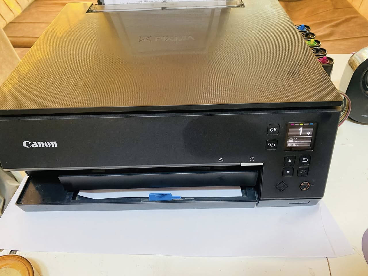 طابعة تطبع وجهين ملفات ملازم صور والطباعة عن طريق 
هاتف والابتوب مدخل ورق اثنيين السعر 70
***********
***********
