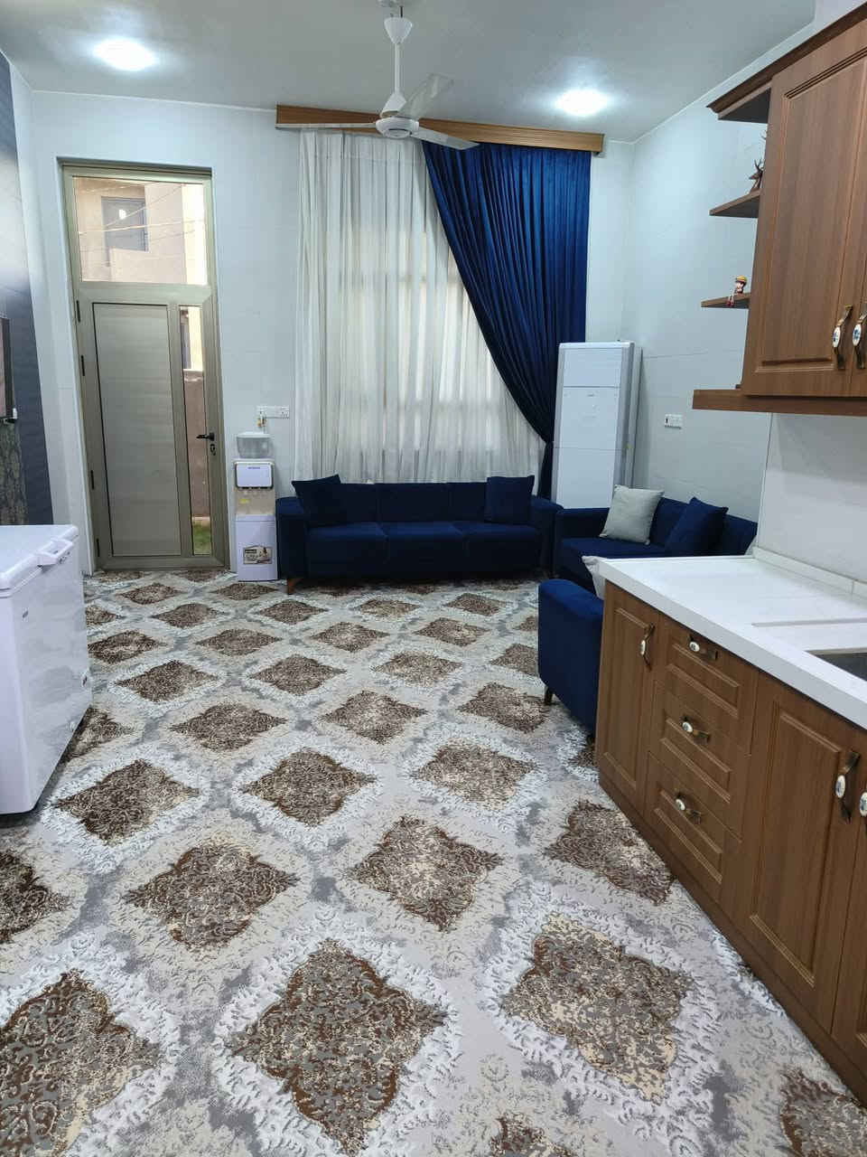 📢 اعلان 📢📢 اعلان 📢 
       👇               👇
⚜⚜ للبيع ⚜⚜ للبيع ⚜⚜
🏠 دار سكني طابو زراعي 🏠 
📐 المساحة٣٠٠متر📐 
🌍 الموقع / الحلة / حي الكفاءات / قرب كوين بارك / توزيع حسين حاجم القديم / قريب جدا من الشارع العام 
🏤 الواجهة ١٥متر والنزال ٢٠ متر 
🏤 يحتوي على٢ غرف نوم🌺  صاله كبيرة 🌺 هول  🌺موزع  🌺مطبخ حار بارد +جلسه   🌺 مجمع صحيات 🌺حديقة 🌺كراج 
 🧱 البناء ٢٠٢٥ 
📷 صور المنزل مرفقة مع الاعلان 👇
 ❓للاستفسار ⚜  الاتصال على الرقم ***********
⚜⚜⚜⚜⚜⚜⚜⚜⚜

