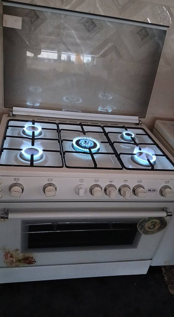 هاي لؤكسي ايتالي....250هه زار
***********سليماني السليمانية, العراق
