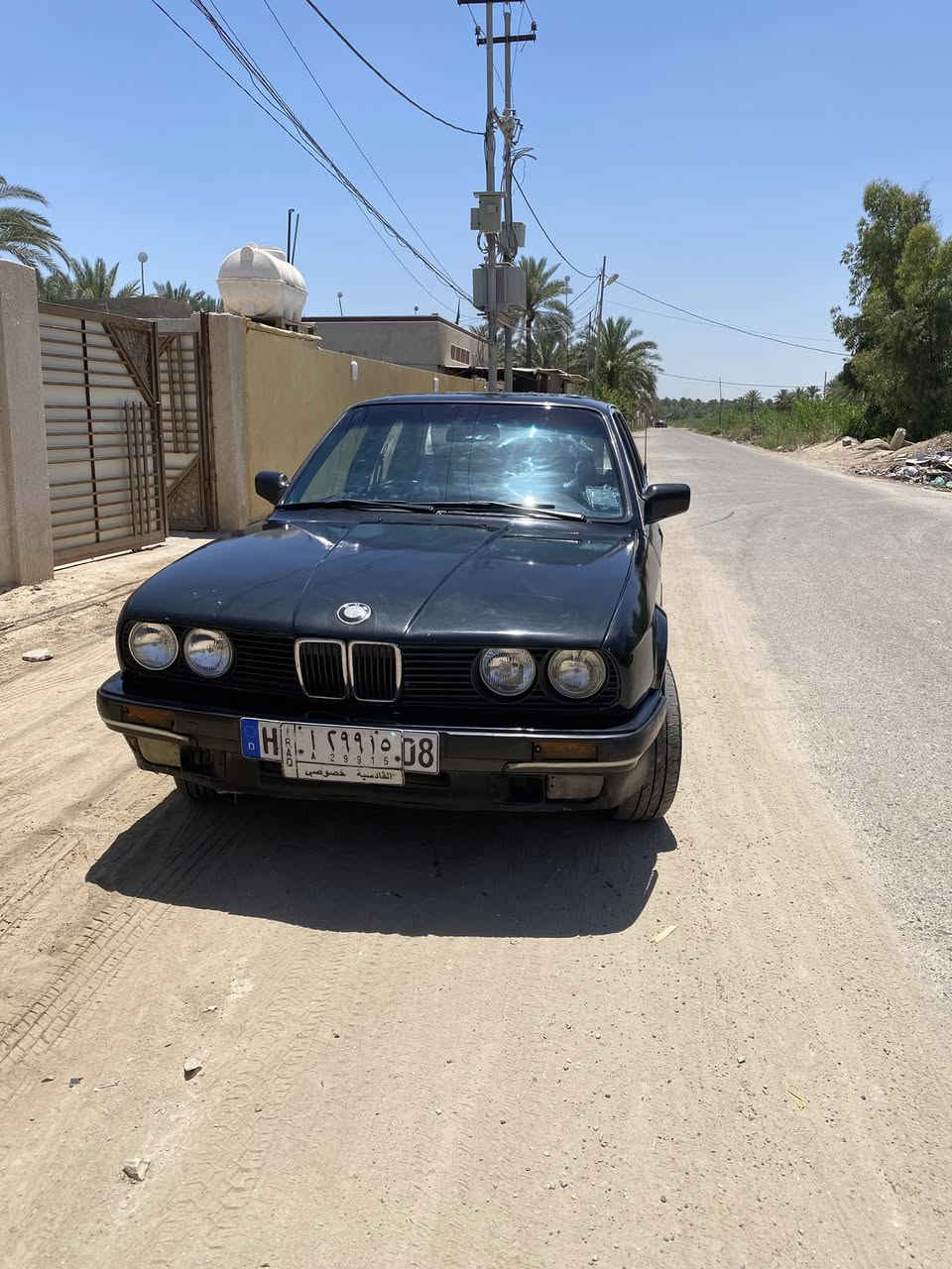 السلام عليكم
سياره بي ام دبليو  زعره  مديل 1991المكينه 1600  زنجيل مكينه وكير مكفوله ما السياره جاهزه السعر 30 وبيها مجال مكانها كربلاء

***********
