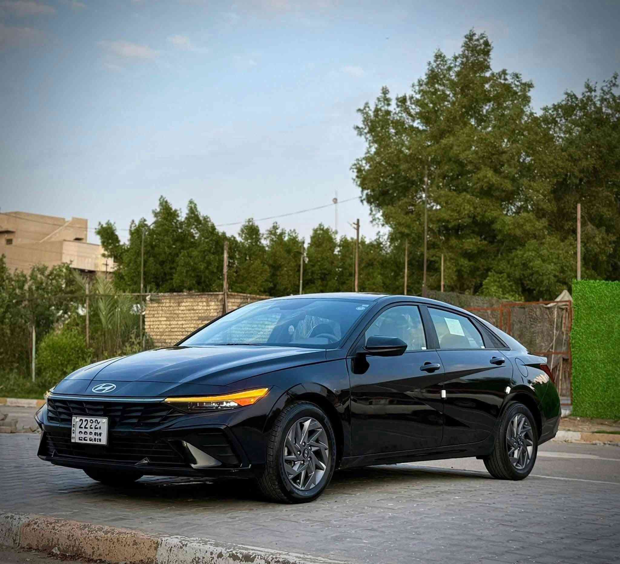 السلام عليكم 

هونداي النترا SEL 2024 الشكل الجديد وارد امريكي ضرر  جانبي واضح بل منشور حافه جاملغ وحافة البنيد فقط ( بجم كبس وضع الشركه)

بدون دواخل لغد شاصي بدنه براكيت راديترات

تبريد كلشي بلادي وضع الشركة 

بدون ايرباك

 . فقط هذا الحادث باقي السياره مكفوله 

محرك كير تبريد كهربائيات اي عطل ماكو 

((ابيع على الفحص وين يعجبك افحص. 👍))

رقم اربيل جديد (بئسمي)هزه جديده سنويه لحد 2031 

🛑محرك 2000 Doch دوش

🛑 بصمه تشغيل وابواب وجنطه

🛑 تشغيل عن بعد ⚡️

🛑 جنطه ذكيه تفتح اوتو عند الاقتراب🚶🏻‍♂️

🛑 دشبول الكتروني متصل 

🛑اناره داخليه محيطيه متعدده الالوان🌈

🛑رادارات 360 درجه

 🛑رادار جانبي النقطه العمياء ⚠️

🛑رادار خلفي ‼️ 🛑رادار امامي ❗️

🛑تحديد مسار+ سياقة آليه

🛑توقف ذاتي 🚳 عند الاقتراب من سياره 

🛑 لايت  زينون عدسات +Led

🛑كامره دوراه 

🛑شاشة لمس نفكيشن 📲Wi_Fi/ Gps/  تدعم نظام Android Auto +Car play 

‏🛑‎فول تحكم ستيرن

🛑كروز مثبت سرعه 

🛑ثلاث وضعيات قيادة 

🛑‏Smart‏-Sport-Normal

🛑 داخل رصاصي

🛑اوتو هولد @/اطفاء المحرك الذاتي

🛑منافذ Usp /Aux /12v

‏‎🛑نظام ABS/مانع انزلاق

🛑شاشه ظبط بل دشبول

‏‎🛑 حساس اطارات

‏🛑‎ویل کب كروم 

السياره جاهزه ومابيه اي نقص

سعر مناسب عند الاتصال  وشكرا

رقمي واتساب او اتصال ***********رقمي موجود اي شي تحب اني حاضر شرط فحص وسونر وشكرا
