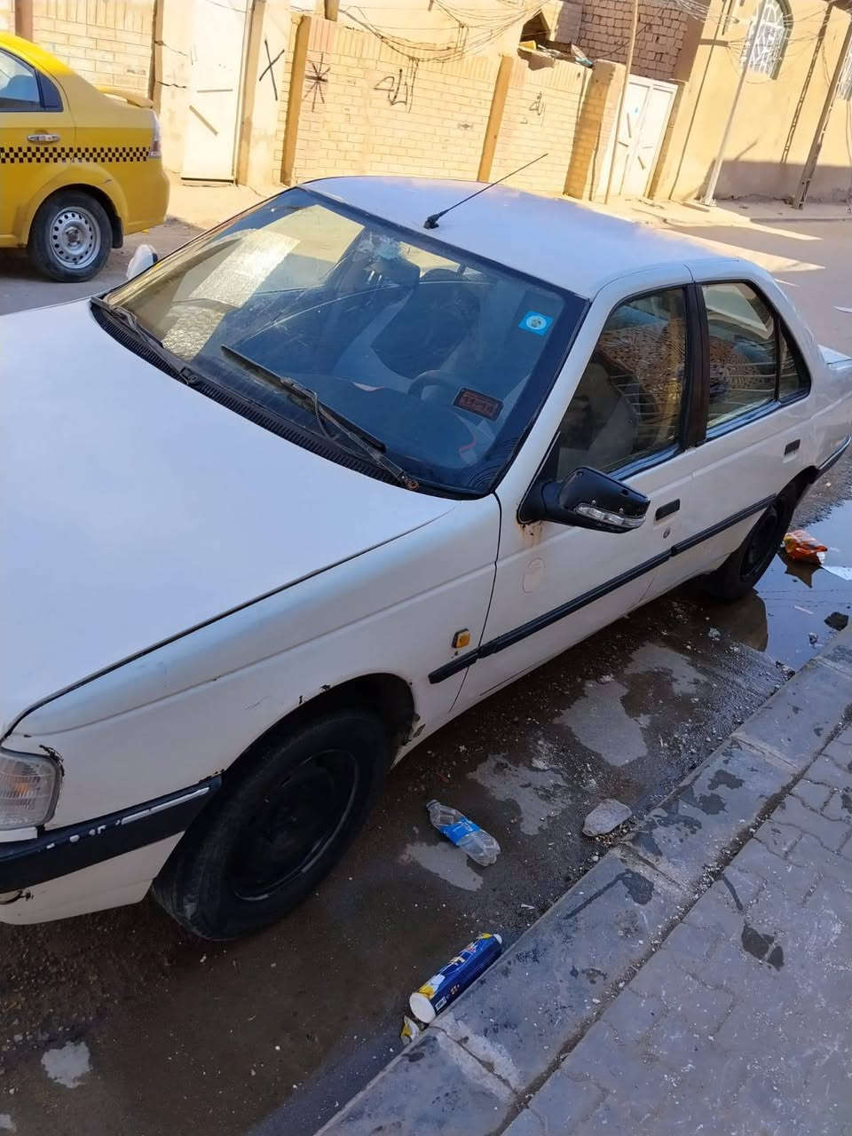 405 موديل 10 للبيع
السعر 30 ***********
