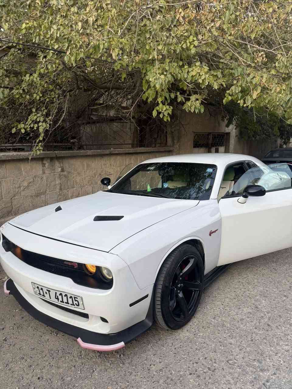 جالنجر موديل 17محركه 3600 كامله مكمله مصبوغه قطع ابيع حزام ماعده القماره ضربته من امريكا بجم مواصله لا لغود ولا شواصي سياره مصروف عليه واحلى من صور  اي نقص مابيه مكاني البنوك سعره 155 بسمي رقم بغداد الجديد ***********
