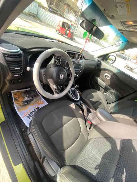 كيا صول موديل 16
ماشيه 50
محرك 2000
حادث امريكا بابين مصلح بامريكا جهت السايق
وبنيد مبدل بالعراق حادثه بسيط والبنيد الابلادي هم موجود وجاملغ راجع ع البارد بدون دواخل 
ايرباك سليم 
مكاني بغداد 
***********
