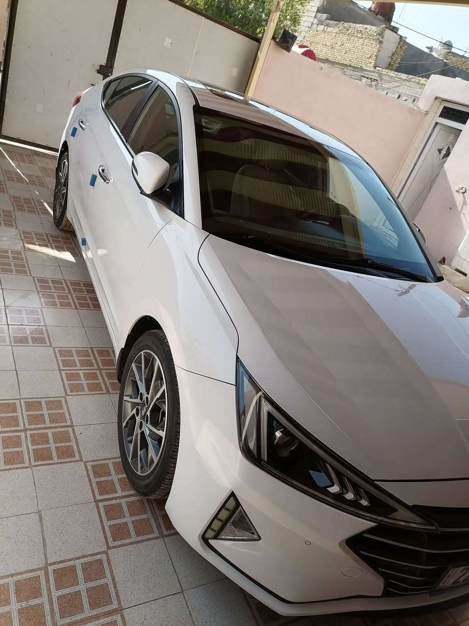 السلام عليكم النترا ٢٠ خليجي فوول بصمه يدات نيكل بروجكتر حساسات امامي شاشه فتحه سقف مكينه 2000 مكفولة كفالة عامه حتى من الشخط والبارد والصبغ والتبديل جديدة جدا وضع الشركه ماشيه 68اخت الزيرو رقم اربيل جديد وكاله او تحويل للاستفسار الاتصال على *********** مكان السيارة الديوانية
