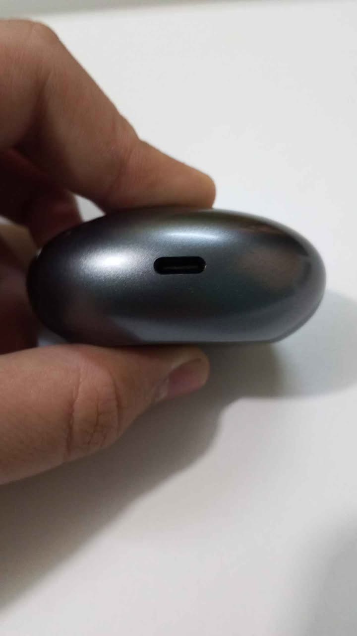 Huawei Freebuds 4i 
هیچ کێشەیەکی نییە
زۆر کەم ئیشپێکراوە
لابردنی ژاوەژاو 
فول کوالیتی 
پاتریەکی زۆر بەهێز 
دەنگی زۆر ساف
Whatsapp: *********** أربيل, العراق
