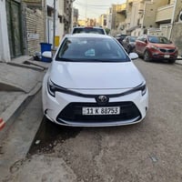 كورله هايبرد موديل ٢٠٢٥ ماشيه ٢١ مكفوله كفاله عامه مواصفاتها بصمه فتحه...