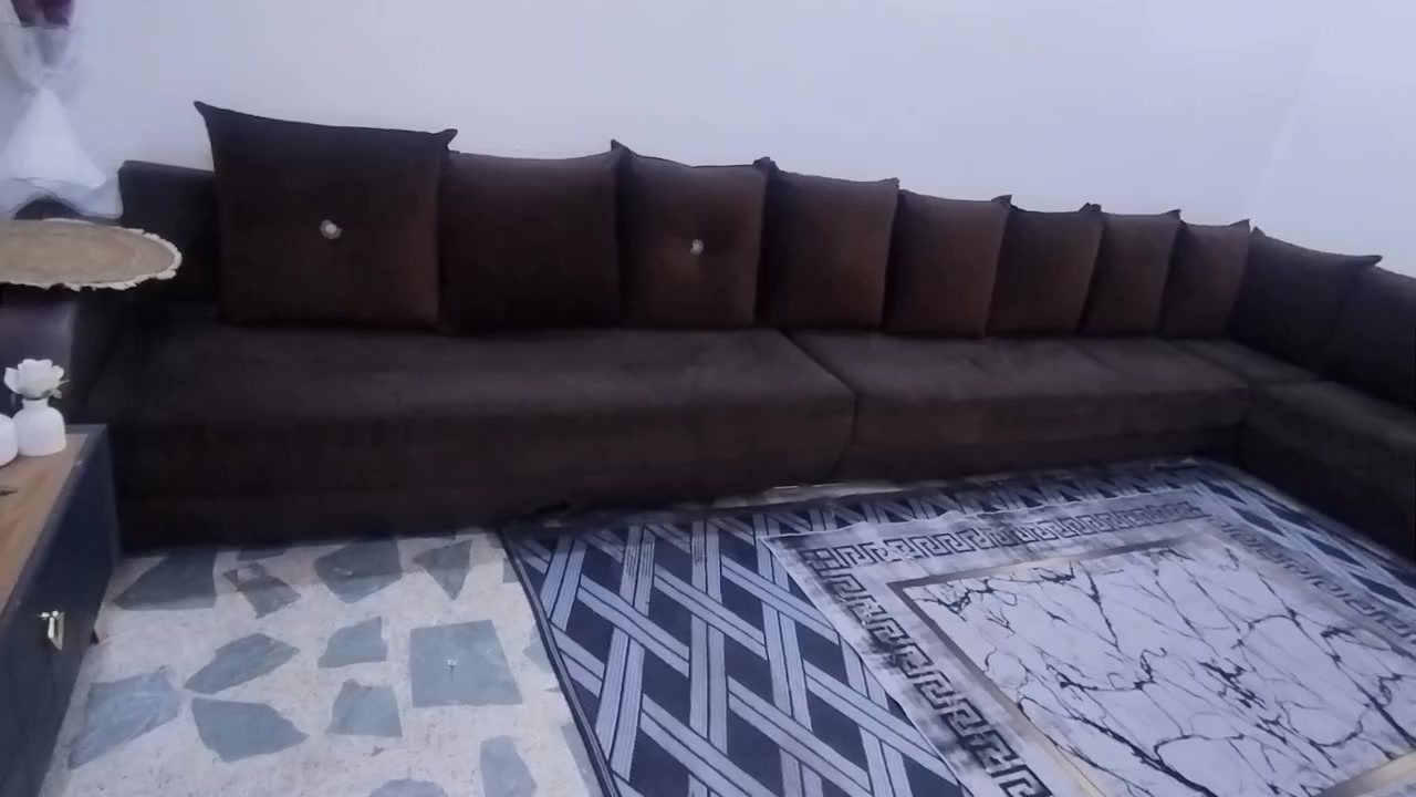 ديوان نضافته 70بالميه بيع مستعجل السعر 70الف


**إذا كنت صاحب هذا الإعلان وتريد حذفه لأي سبب، رجاءا أرسل رسالة إلى الدعم الفني**