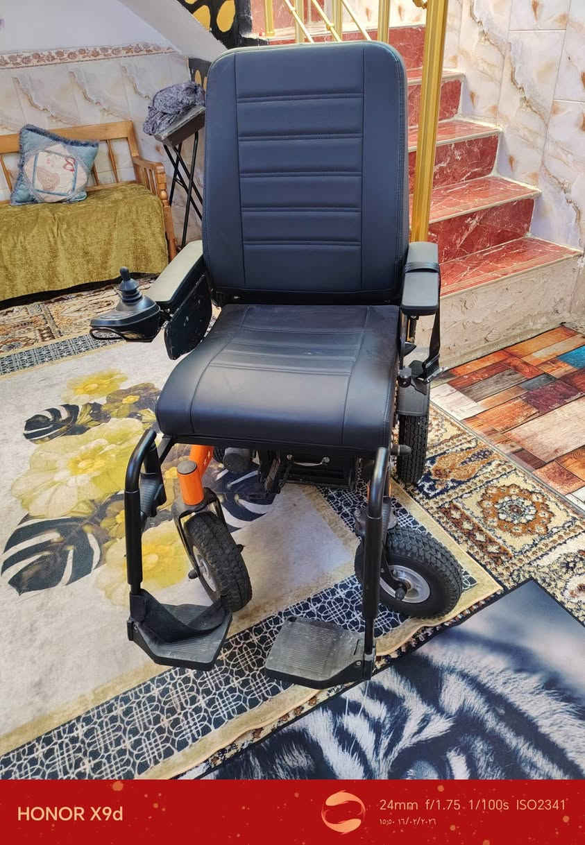 السلام عليكم عربانه مال معوقين جديد مستعمله شي، قليل نضيفه الرقم ***********وات ساب
