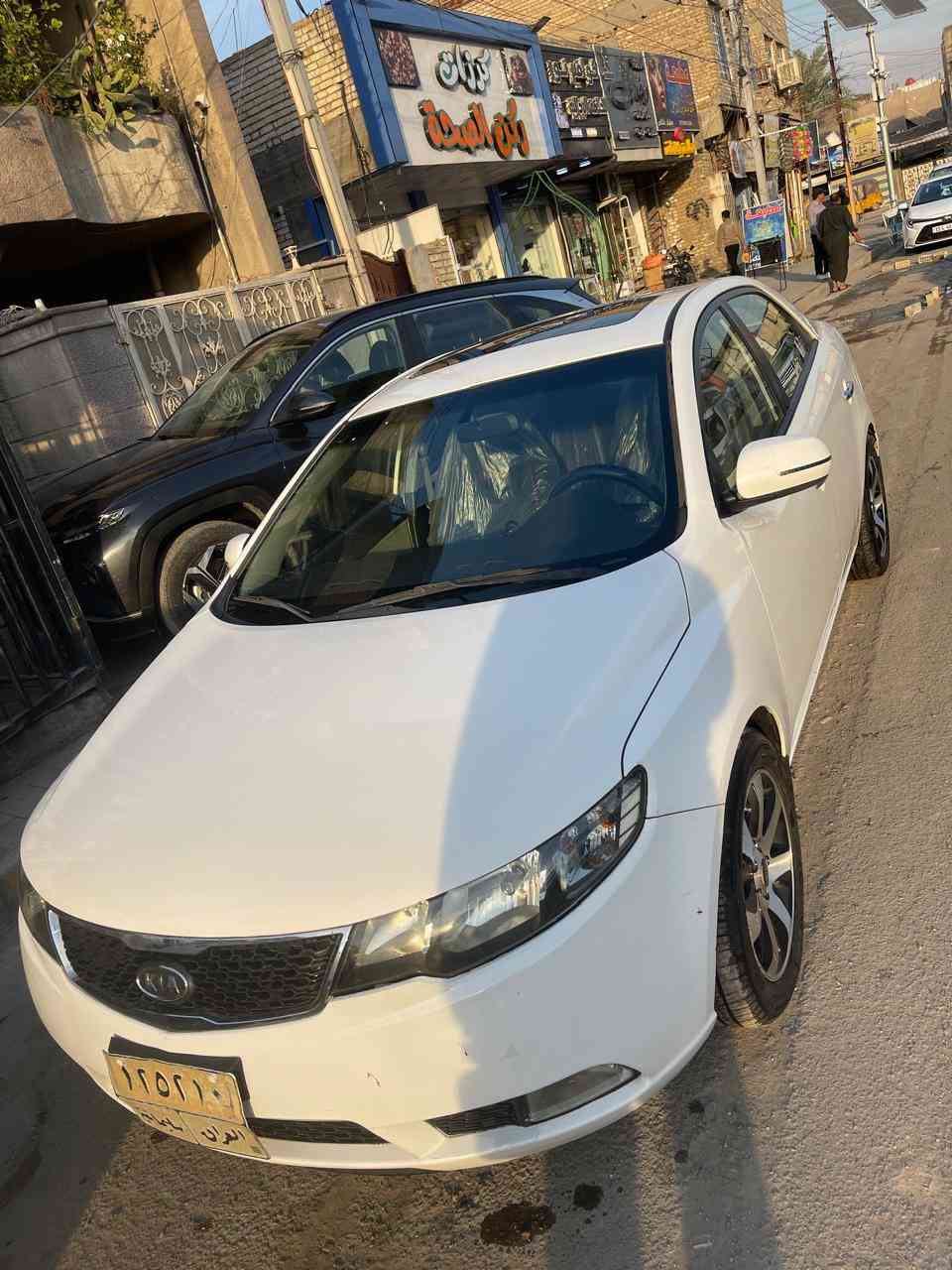 سلام عليكم سيراتو للبيع رقم سليمانيه تحويل مكانها بغداد فول مواصفات كير مكينه نظيفه ***********
