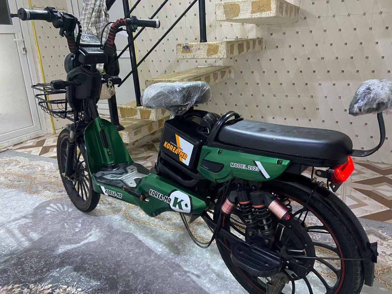 ماطور شحن حجم 20 فول شاشه أيباد ماطور اخو الجديد بطاريات بشرط مكان أربيل سعر 260الف ومجالل
*********** وتس اب 
***********
