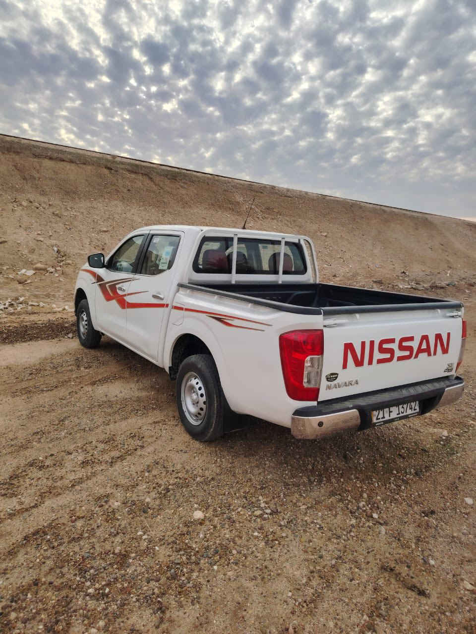 السلام عليكم للبيع نيسان 2017
كير عادي 
تبريد 
تدفيه 
حساس خلفي 
محرك كير كفاله 

   شراي ينتصل عل رقم ***********
