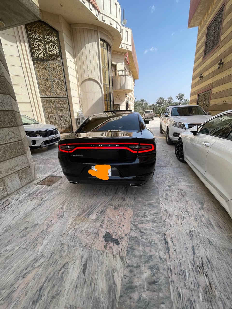 السلام عليكم جارجر 2016 سياره جديده ماشيه ١٢٥ ميل سياره كفاله فقط جاملق الكدام الايسر مبدل بيه طخه بصيطه بين باب واجملق  الكدام  بيه طخه ما مسويه على واضعهه بالقبق البنزين فقط سياره فتح سقف سياره جديده حداديه مكينه كير اكسل كله مكفول سياره رقم بصره جديد بسمي شرط تحويل المكان البصره ابو الخصيب حمدان السعر 185بيه مجال اتصل *********** ابو الخصيب, البصرة
