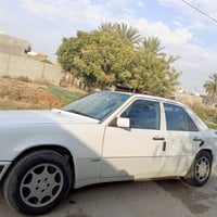 مرسيدس دب • ١٩٩٠ • محرك ٢٫٥