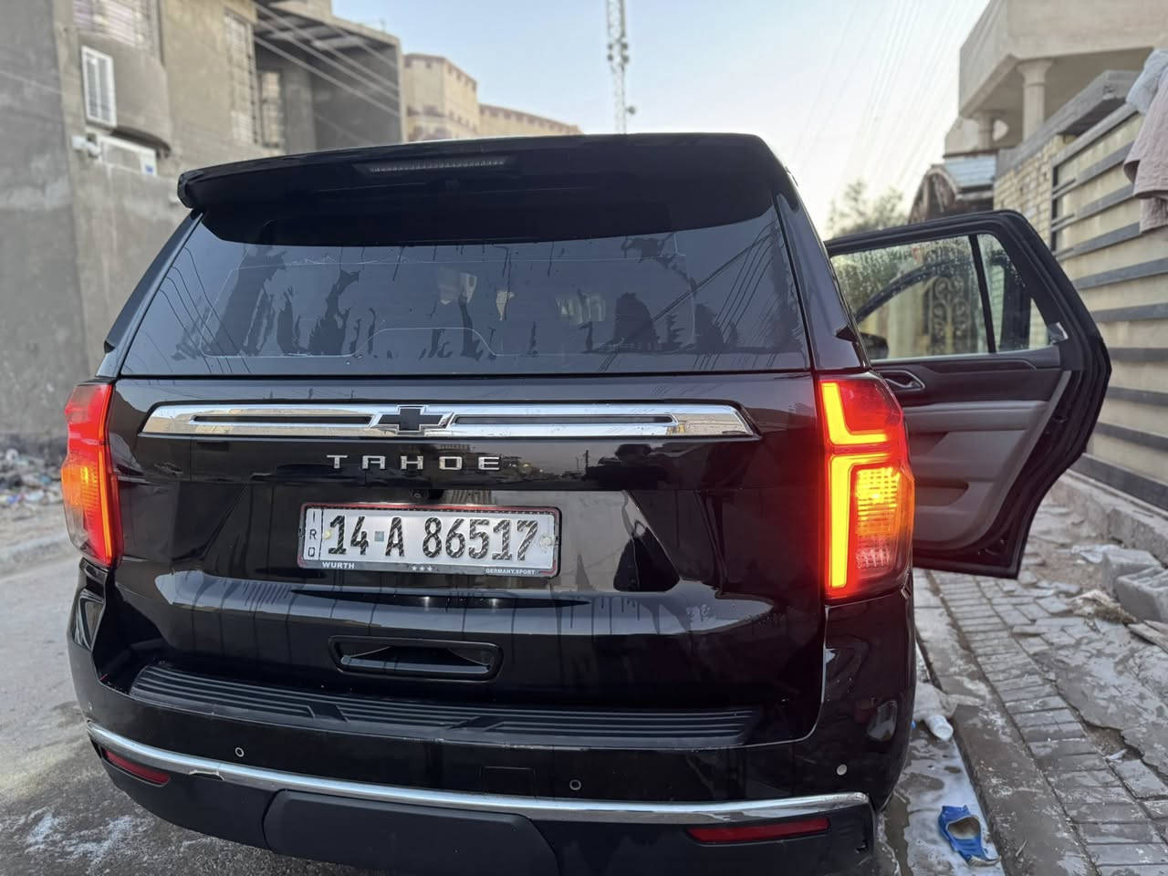 سلام عليكم سياره البيع
موديل 2024
فئهLS
السياره كفاله عام 
ومغلفه PPf
والسياره ما ماشيه اهوي 
والسعر 490وبيه مجال الشراي العنوان البصره حي المهندسين 
رقم الهاتف ***********
