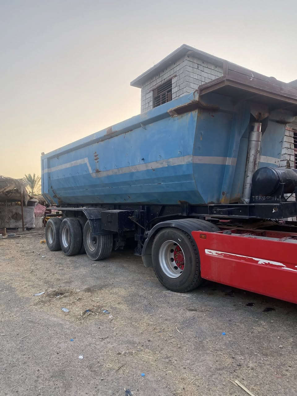 سلام عليكم عربانة تركية  شاصي مكفول كفالة عامة دنكير14 بدي 26 تاير نص عمر مكاني سامراء سعر مناسب ‭0772 305 3227‬
