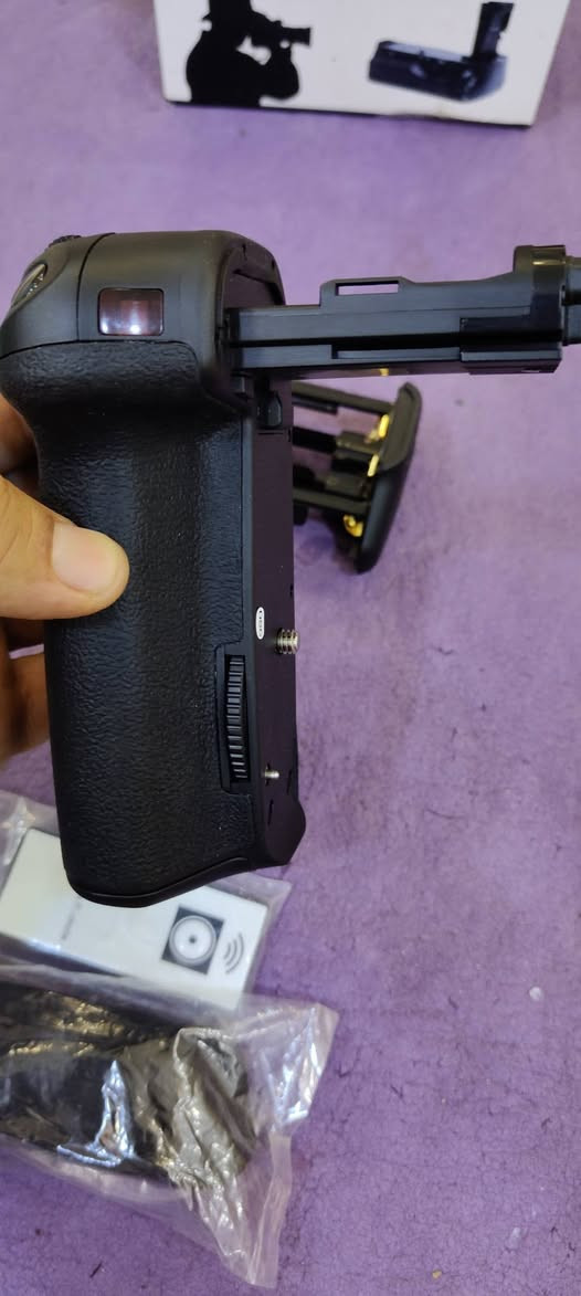كريب باتري للكامرات كانون 6D


**إذا كنت صاحب هذا الإعلان وتريد حذفه لأي سبب، رجاءا أرسل رسالة إلى الدعم الفني**