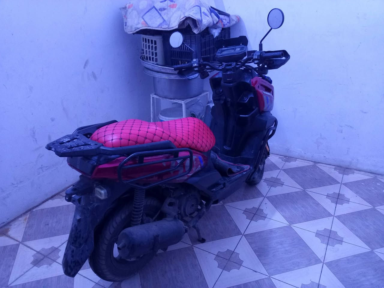 هذا ماطور للبيع السعر مليون 200نهايتها الي يريد يخابرني على رقمي ***********
