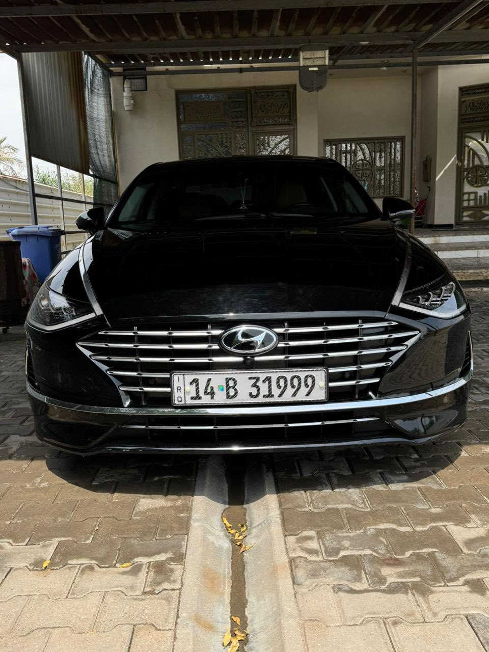 سوناتا هايبرد Limited 2023 فول مواصفات
لون أسود دواخل عسلي
محرك 2000 هايبرد
وارد أمريكي – تقرير غرق

السيارة جديدة بمعنى الكلمة، كاملة 100% بدون أي نقص أو ضرر، تشغل وتطلع مباشرة.
مكفولة من كل شيء وحتى رقمها مميز وحلو.

المواصفات:
• تغليف PPF بالكامل (13 ورقة)
• بانوراما + فتحة سقف
• رادارات أمامية وخلفية
• كاميرات 360
• HUD عرض معلومات على الزجاج
• تبريد وتسخين مقاعد
• ذاكرة مقاعد
• شاشة عدادات ديجتال 12.3
• Bose Sound System
• Smart Parking (تحكم بالسيارة من الريموت)
• Highway Driving Assist
• بصمة وتشغيل ذكي
• جلد كامل
• وبقية مواصفات الفول معروفة

السعر: 190 ورقة‏


**إذا كنت صاحب هذا الإعلان وتريد حذفه لأي سبب، رجاءا أرسل رسالة إلى الدعم الفني**