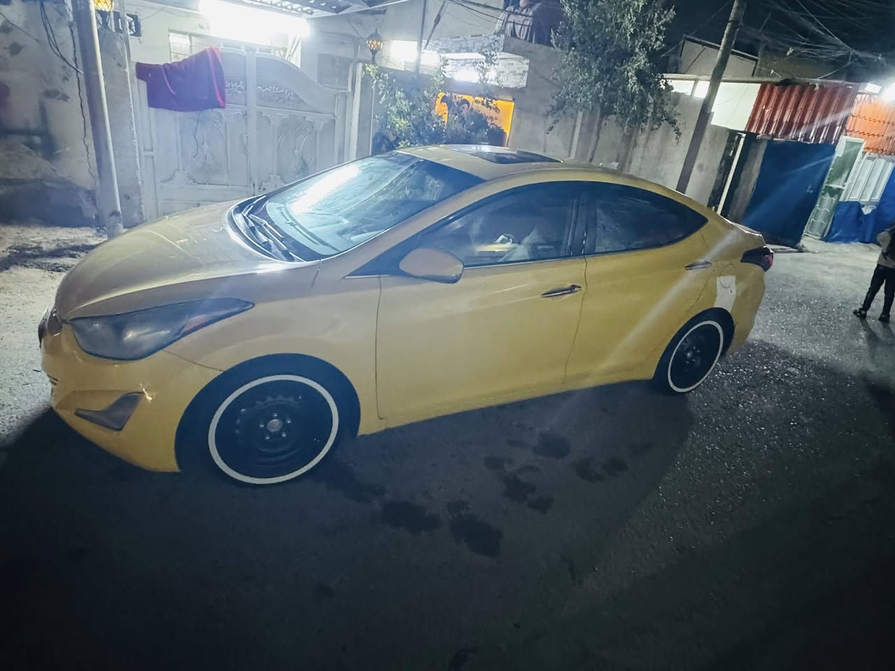 سلام عليكم البيع هونداي النترا موديل 2015 وارد امريكي حادث دعاميه بدون دواخل كلها اليبل واحد كفوله كفالة عامة فول موصفات فتحه تحكم ستيرن كامره حساسات بصمه مثبت وبعد بيها موصفات سيارات جديدة وجاهزة من كلشي تبريد ثلج حدادية تخم تاير كير ومكينة مكفولات سنويه 2028 هيه غرمات مصفره سياره احله من صور  مكان بغداد حي نصر  سعر 15  
***********
