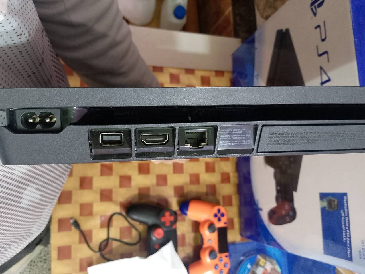 بلي 4 سلم نص تيرا اونلاين استخدام كلش قليل مكفول من كلشي معا كامل ملحقاته سعر 250 الشراي ***********
