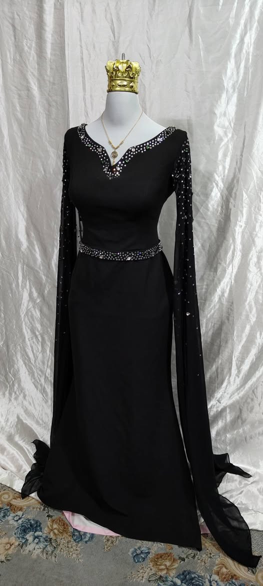 فستان يجنن حرفيا قياس 44 سعر 30 اكو توصيل جميع محافضات 3 قطعه اخت جديده شرط فحص امام


**إذا كنت صاحب هذا الإعلان وتريد حذفه لأي سبب، رجاءا أرسل رسالة إلى الدعم الفني**