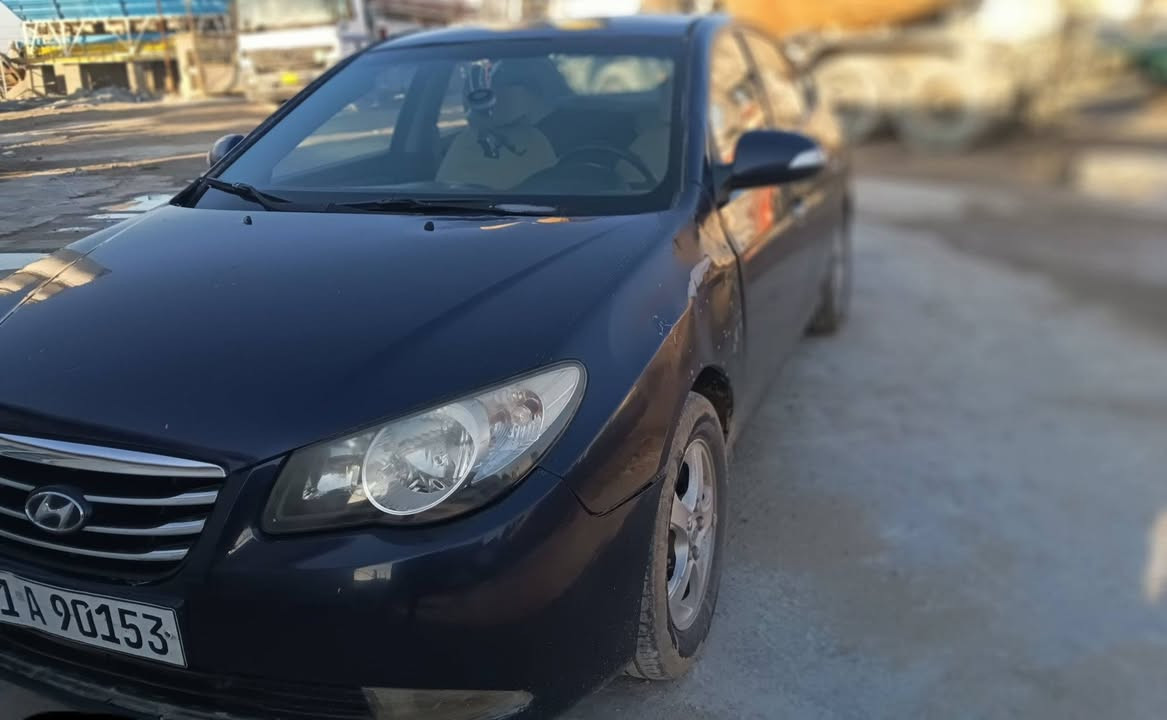 السلام عليكم 
النترا للبيع صابونه 
موديل 2010
لون نيلي ما مشبوه
كير عادي رياضي 
تدفه تبريد
السياره بالحله 
#السعر40
***********
