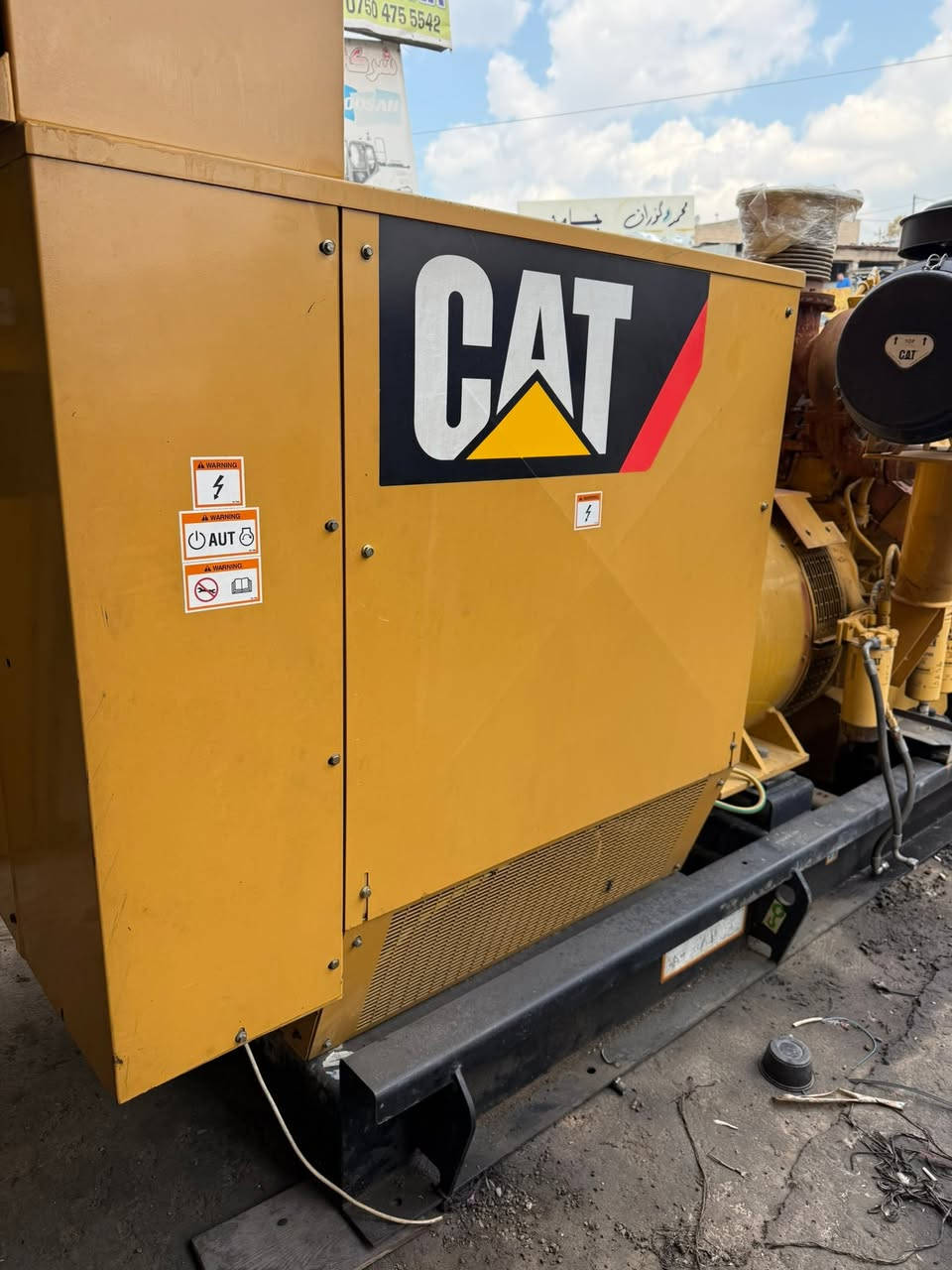 كتر 2412 CAT اربعه تيربو 
900 KV 
ساعات العمل 3730 
سنه الصنع 2008
العنوان اربيل 
واتس اب ***********
