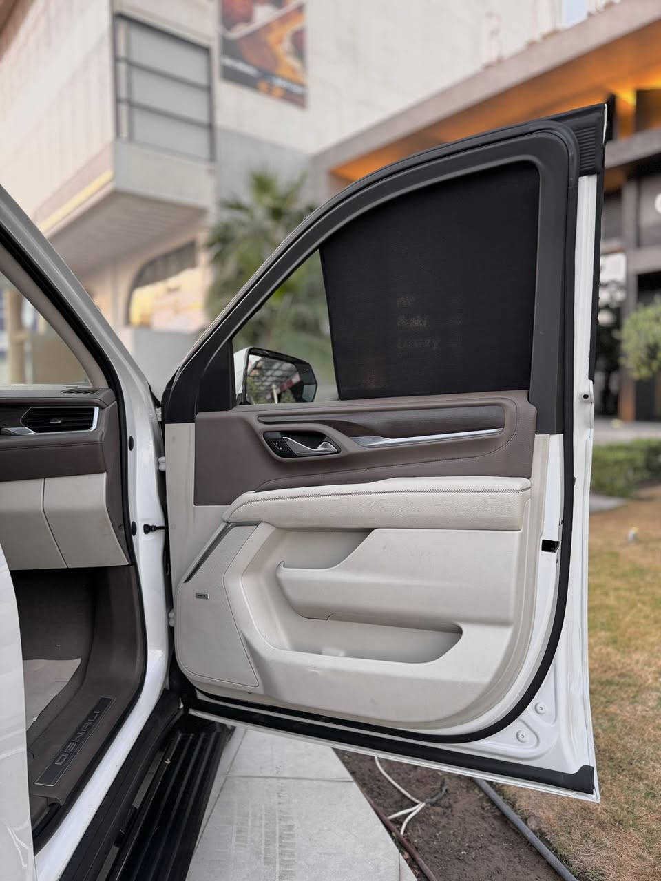 السلام عليكم
جمسي يوكن دينلي ٢٠٢١ امريكي 
رقم شمالي سيارة بدون ضربة فقط قطعين بخ مكينه وكير كفاله 
فول مواصفات معروفة مواصفات الدنلي 
السعر ٤٣٥ وبيها مجال 
للأستفسار ***********
