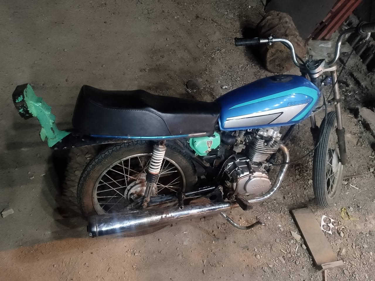 سلام وعليكم للبيع دراجه  درجه 4 كير نامه شلامجه  . ..كلك ... شلعه ومعدل تشك الكاع  عقل رياضي دك فصله ساعه  السعر 300وبيه مجال قليل  مكان كربلاء طريق الحسينيه الكنطره البيظاء. ***********
