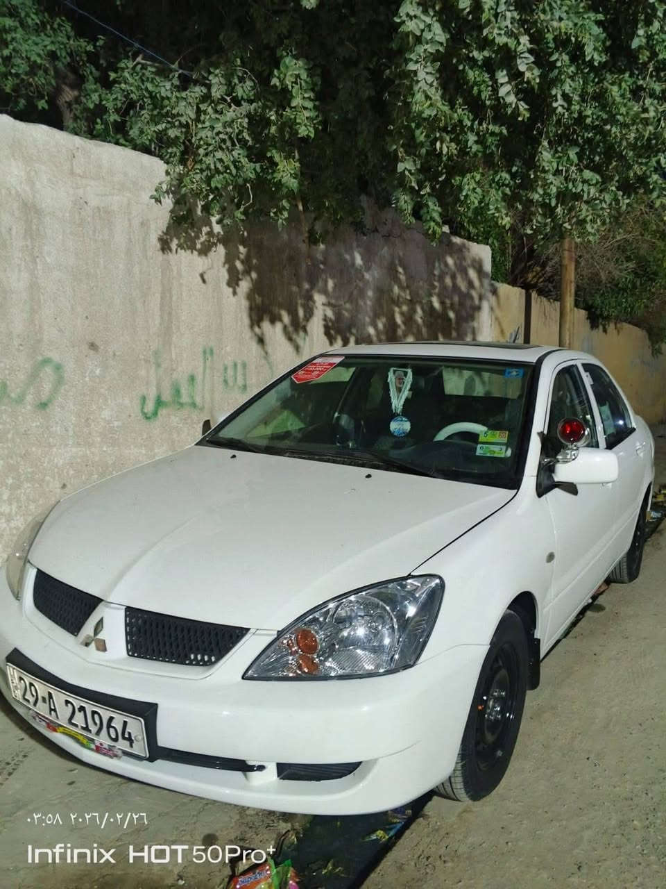 سلام عليكم لانسر موديل 2001بسمي رقم واسط مصبوغه جماليه مكفوله من اي ضربه
كير ومكينه وتبريد مكفولات تخم تاير جديد اي نقص مابيه

سياره جاهزه السعر 60وبيه مجال بصيط  رقم الهاتف ***********       مكان سياره بغداد
