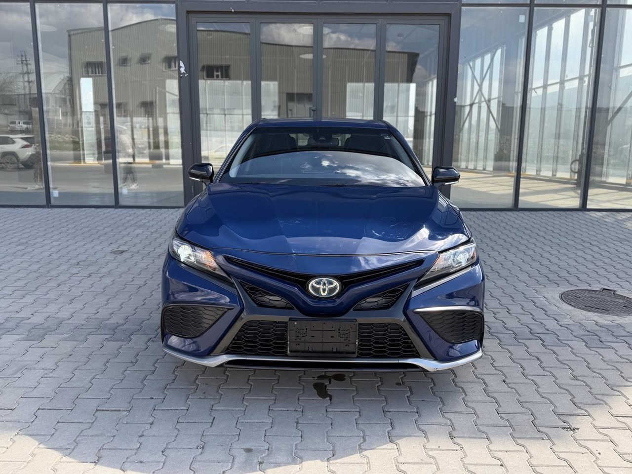 # للبيع او مراوس

النوع : كامري 2023 نايت شات SE+

‏‎الشكل الجديد 🆕

‏‎العداد : 15 الف 

‏‎موديل : 2023

‏‎الوارد : امريكي 🇺🇸

‏‎مكان السياره :سليمانية

‏‎الضرر : بنيد مبدل 
‏‎بدون دواخل وبدون ايرباك بشرط دعاميه اماميه بدون صبغ بلاديه مالتها 

‏‎السيارة كاتى بدون رقم دخول جديد تترقم شمالي فقط واذا تريد نرقمها الك وتستلمها مرقم وجاهز  

‏‎و للمزيد من المعلومات ، يرجى الاتصال على الرقم،
‏‎للجادين فقط ⛔️

***********
‏‎ڤايبر -واتس اب 

‏‎ مواصفاتة SE+ 
‏‎بصمه
‏‎رادارات جانبي وامامي
‏‎زنون فول
‏‎تحكم جهتين
‏‎2 سويج بلادي
‏‎سماعات 5 Bass
‏‎كشن كهربائي
‏‎كشن جلد
‏‎حجم المحرك 2500 
‏‎سستم جهاز حماية 
‏‎هيتر بلمري 
‏‎جناح خلفي
‏‎مثبت سرعه
‏‎گير سوكان
‏‎نضام Eco
‏‎نضام sport
‏‎شاشه كبير
‏‎كامره
‏‎كامره اماميه
‏‎نضام انزلاق
‏‎ويل كب حجم 18
‏‎وباقي مواصفات المعروفه
