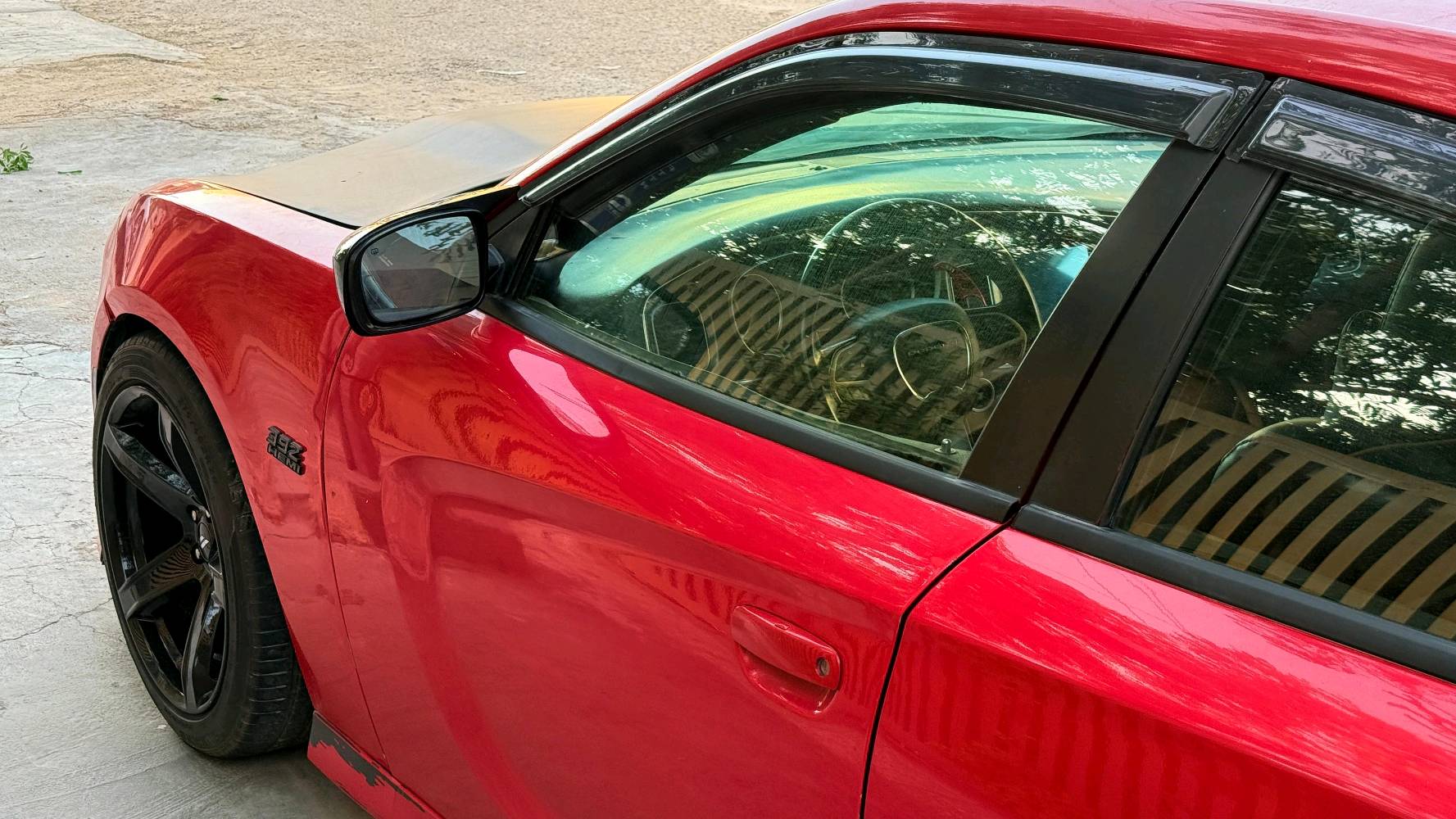 السعر (((((( 154 ورقه )))))) وبيها مجال للطيبين سياره ((( صبغ عام)))
دوج جارجر 2017 لون احمر 
ويل 20 نجمه خسفه قويه
محرك هيمي 5700    V8
شاشه جبيره
كشن كهرباء وتدفئه
اكزوز طرب بلادي قطره لحيم او تحوير مابي
لا حجر بيئه ملغي ولا شي
تخم تاير نظيف
تبريد تدفئه جاهزه
صدر نص عمر

مستعجل للبيع فقط
عمر ***********






