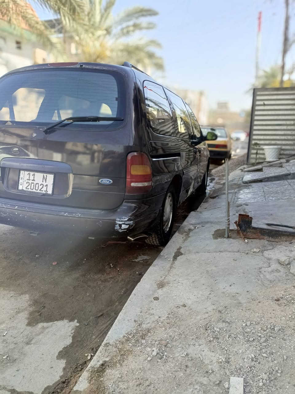 فورد موديل 96  رقم مميز بغداد بسمي  سعره  من الاخير 20ورقه سعر رقم  استفسار اكثر  ***********
