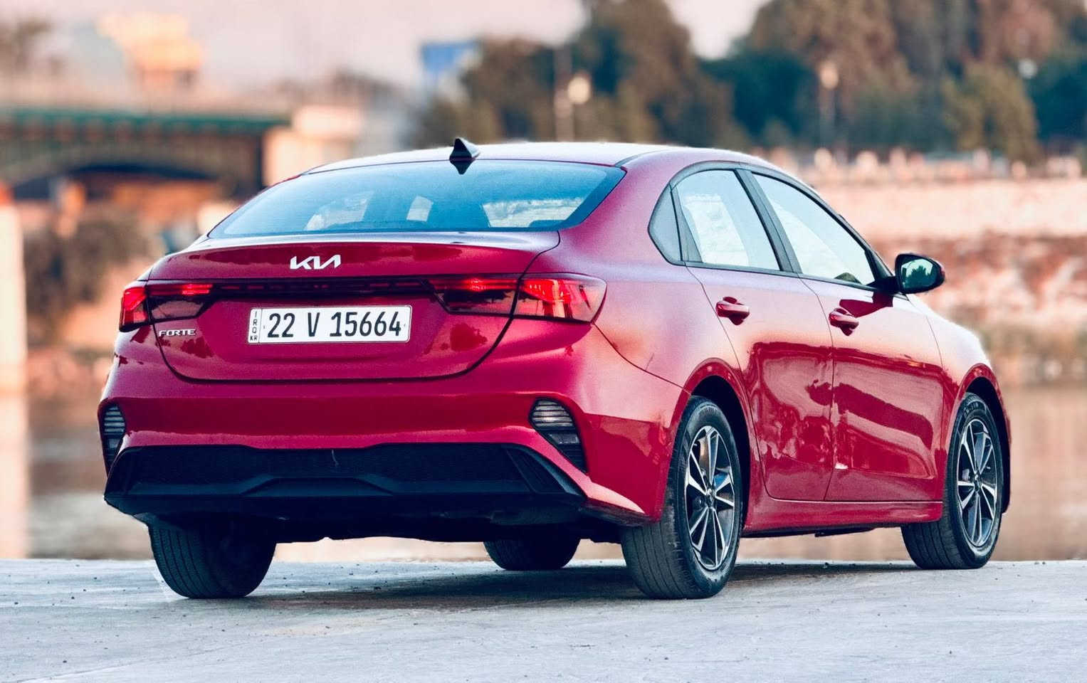 🚗 إعلان بيع فورتي 2023
• الحالة: قطعتين
 • الملاحظات: أكلاير + جنطة + جاملوغ خلفي
 • السيارة تعمل بشكل ممتاز
 • السعر المطلوب: 144

للتواصل الجاد ***********
