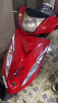 gtrللبيع دراجه نضيفه ومحركهه بلادي وكلهه شغاله  السعر ٨٥٠وبي مجال مكان...