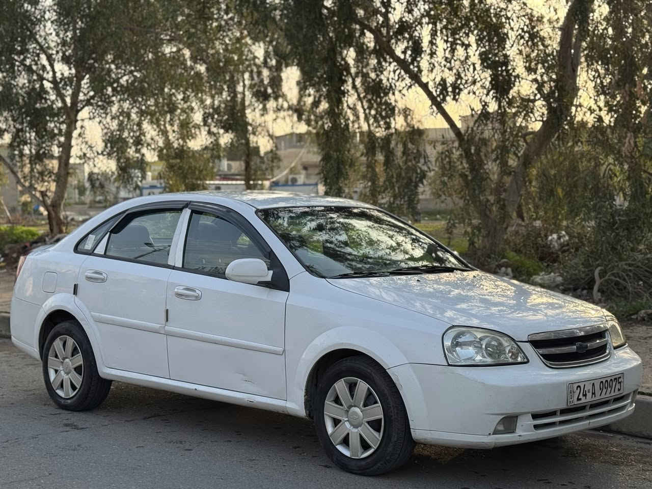 أوبترا 2011
محرك وكير شرط 
تبريد شغال ما يعوزها مصرف 
ضرر 3 قطع صبغ سقف بي مكان تشليع صبغ كد شبر 
السعر 63 
***********
