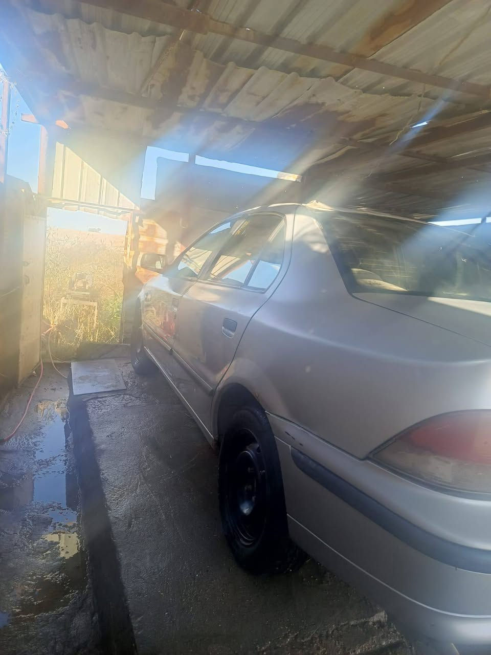 سلام عليكم سمند خصوصي لون رصاصي كفاله عامه موديل 2012وناطق لاتبديل ولا صبغ تخم تاير جديد صدر امامي خلفي جديد مكينه وكير كلش نظاف تبريد شغال دوشمه ع البلاد رقمه انكليزي قادسيه باسمي تحويل مباشر السعر 45 وبيه مجال بصيط العنوان بغداد رقم الهاتف ***********
