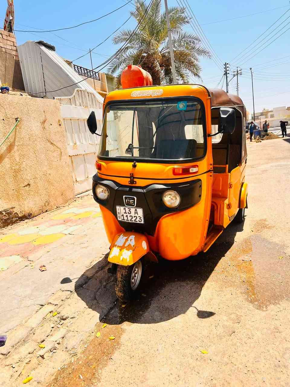 تكتك 21 سنويه بأسمي جاهزه من كلشي بيها بارد بلغد مكاني العماره ابو رمانه ***********
