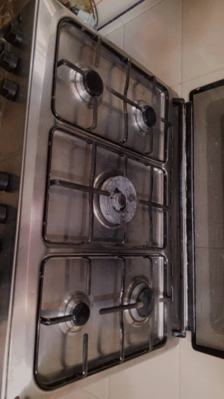 طباخ نظيف شغال سعر ١٧٥ قفل مكان الطوبجي تواصل خاص


**إذا كنت صاحب هذا الإعلان وتريد حذفه لأي سبب، رجاءا أرسل رسالة إلى الدعم الفني**