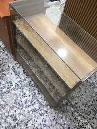 فاترينه تعليك • فاترينه ارضية 90/80 • بيضة نضيفة