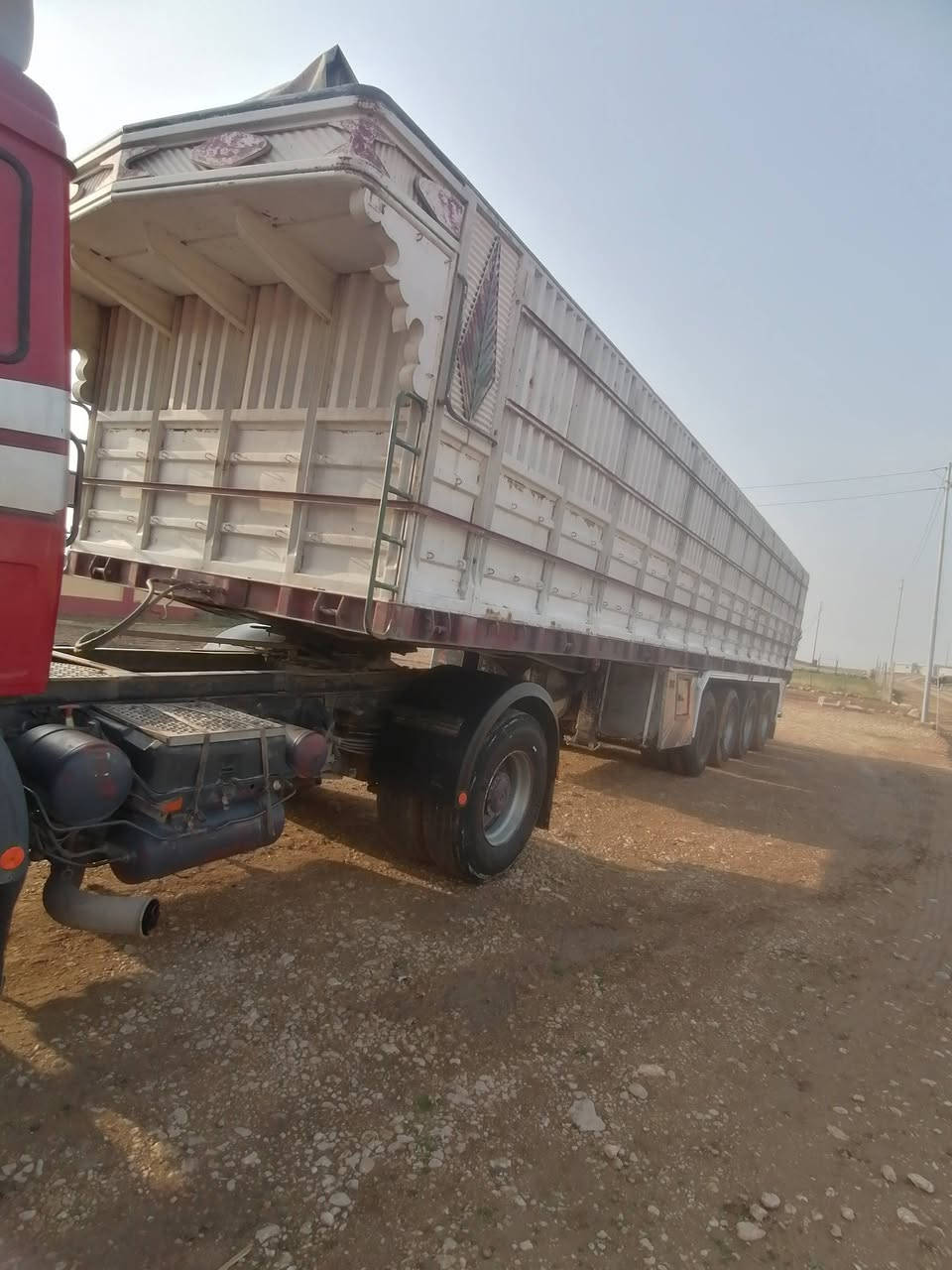 السلام عليكم عربانه البيع فصال سوري اربع دنكير ***********(***********
